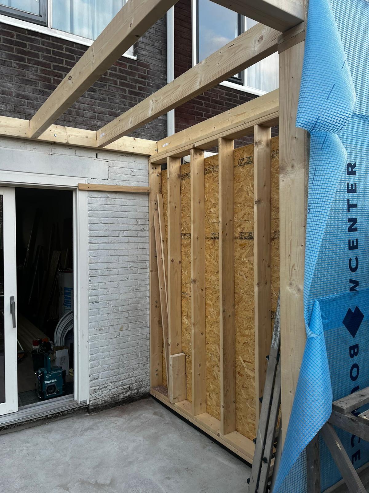 Houtskeletbouw wand met OSB-platen